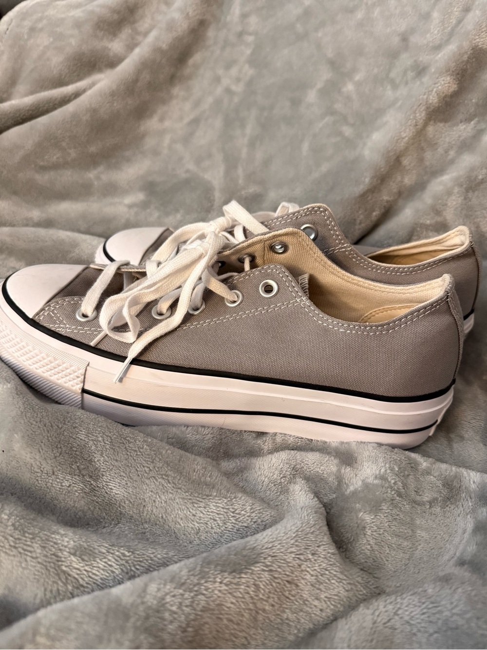 Converse All Star Low Top Sneakers - Gray & White - Picture 3 of 7